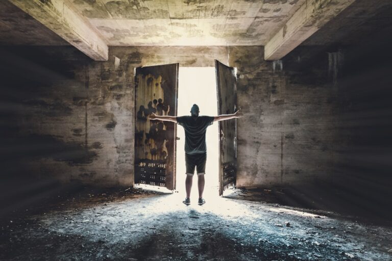 Photo "How to recognize and manage your subconscious fears"