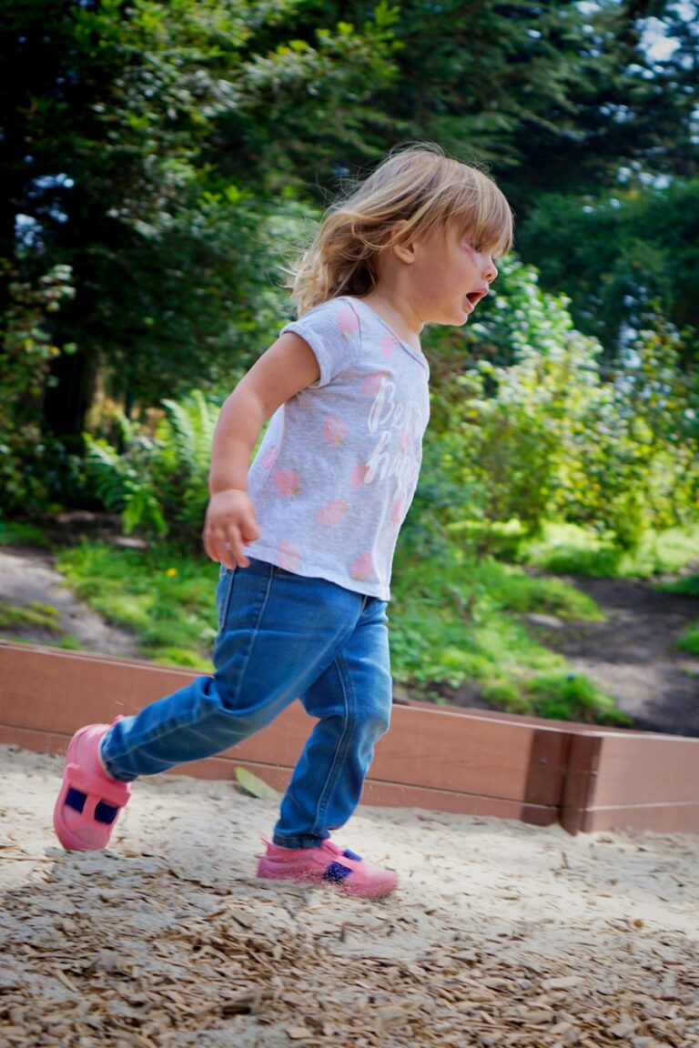 Photo "5 essential physical activities for childrens health"