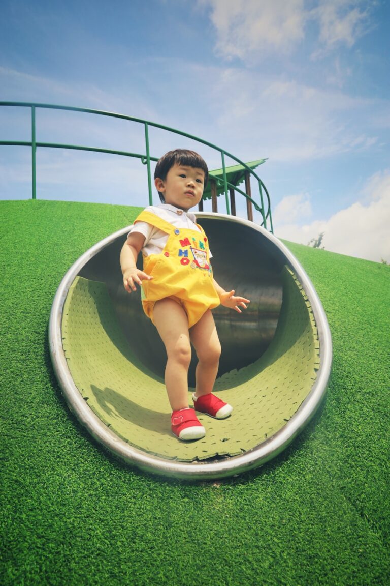 Photo "How to prevent injuries in children during play"