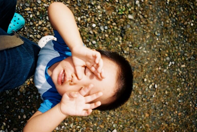 Photo "How to understand the signs of autism and provide the necessary support"