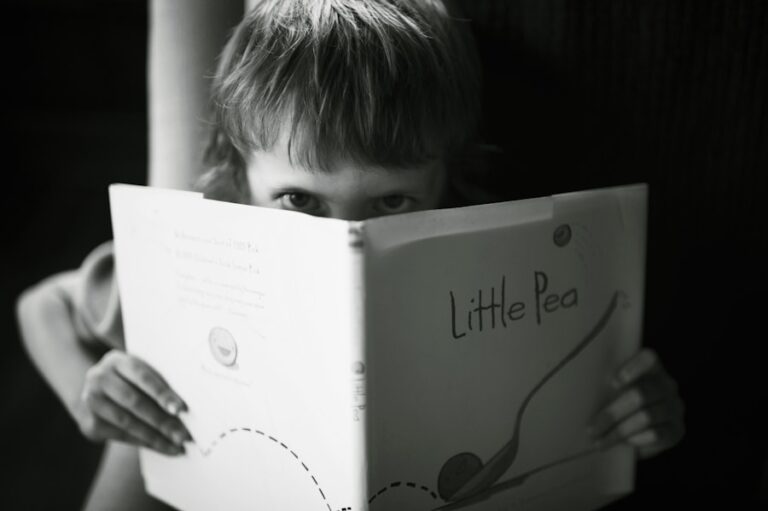 Photo "5 methods to encourage reading in children"