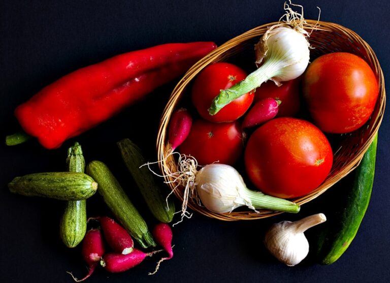 Photo "10 ways to diversify your diet and try new foods"