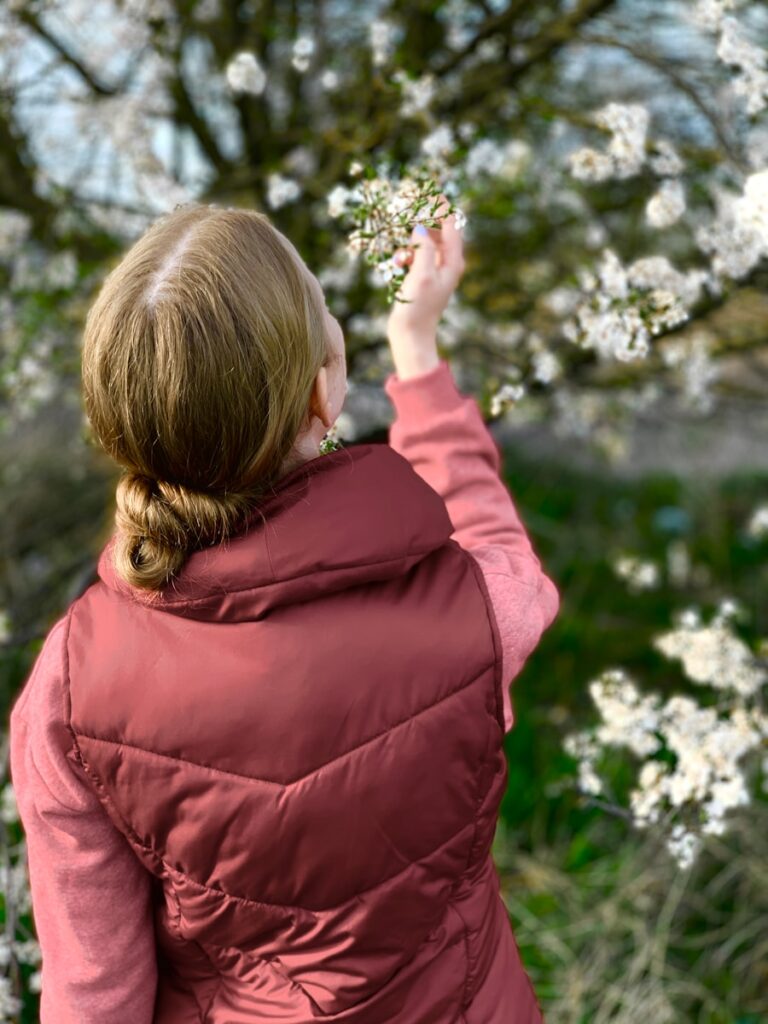Photo "How to protect your child from spring allergies"