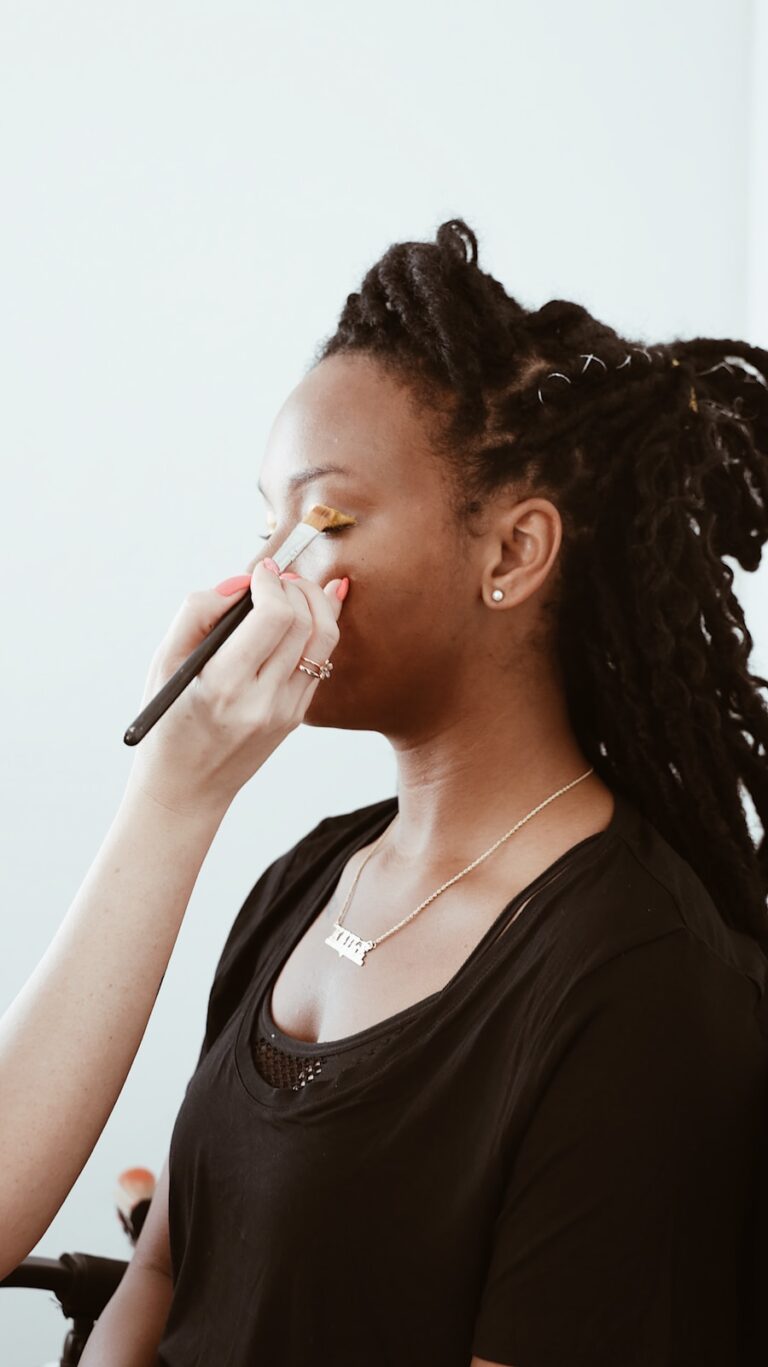 Photo "How to choose the best care products for people with allergies"