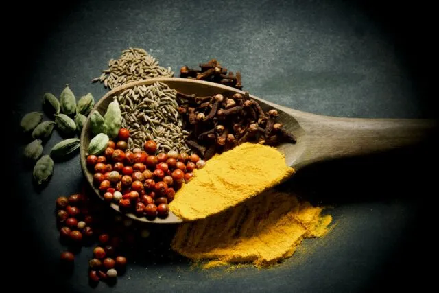 Photo turmeric and ginger benefits